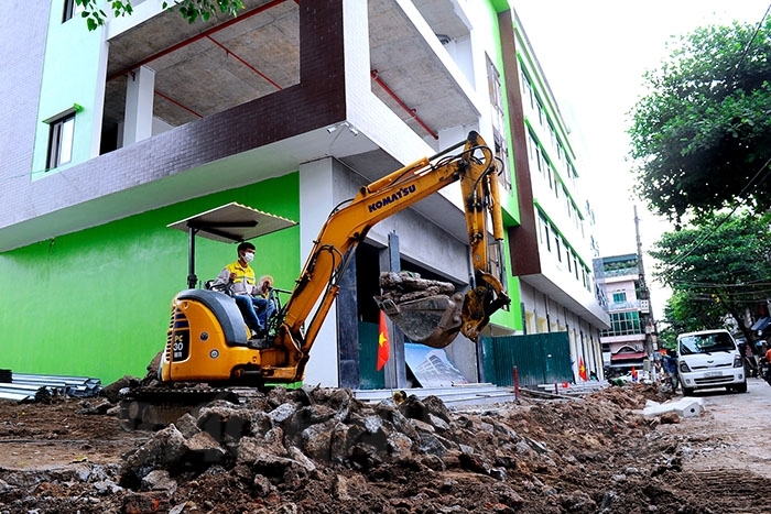 VIDEO: Khẩn trương thi công hoàn thành công trình chợ Phú Yên đúng tiến độ